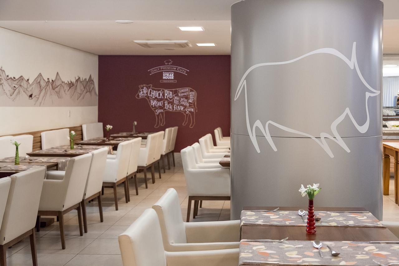 Ramada By Wyndham Macae Hotel & Suites Zewnętrze zdjęcie